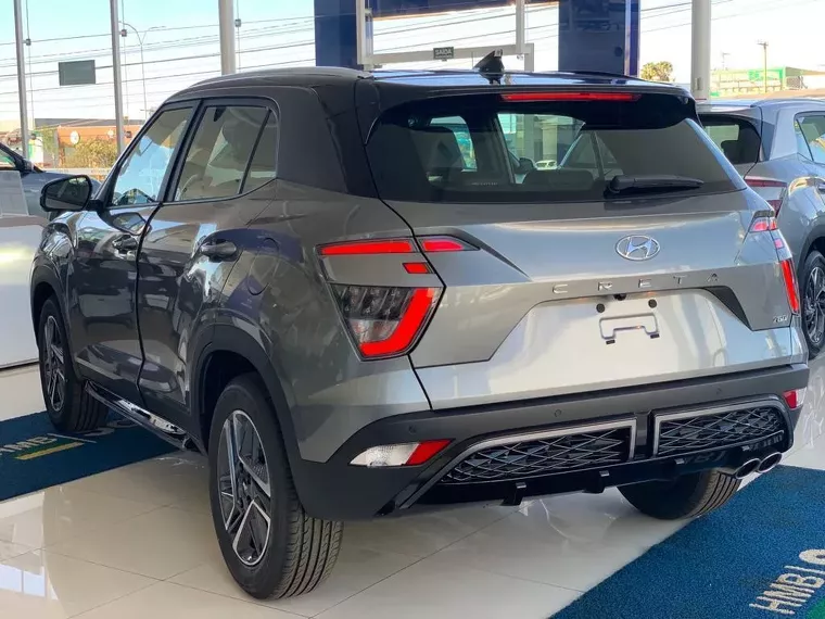 Hyundai Creta Cinza 14