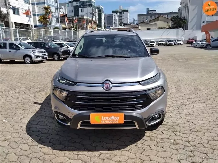 Fiat Toro Cinza 18