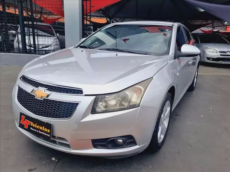 Chevrolet Cruze Prata 12