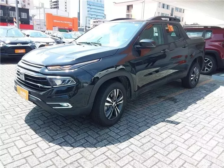 Fiat Toro Preto 7