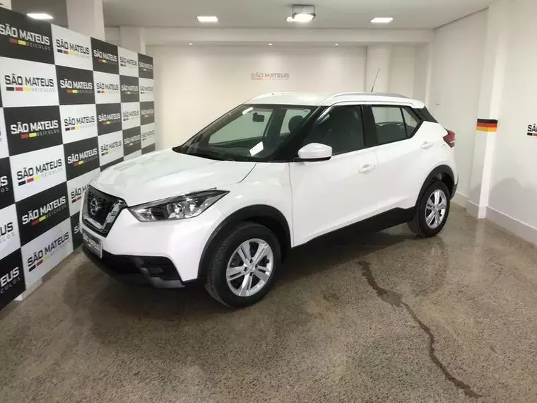 Nissan Kicks Branco 6