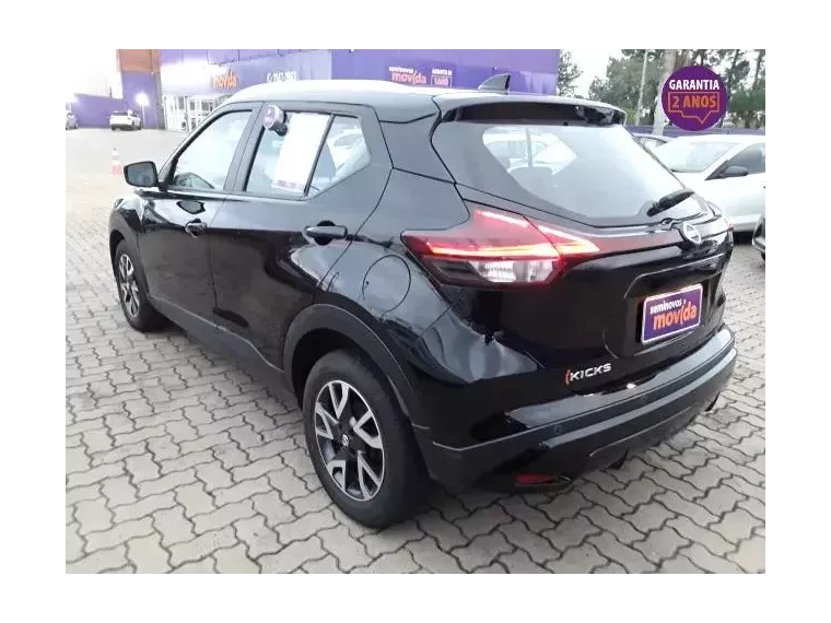 Nissan Kicks Preto 3