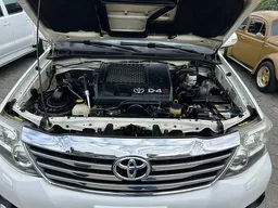 Toyota Hilux SW4