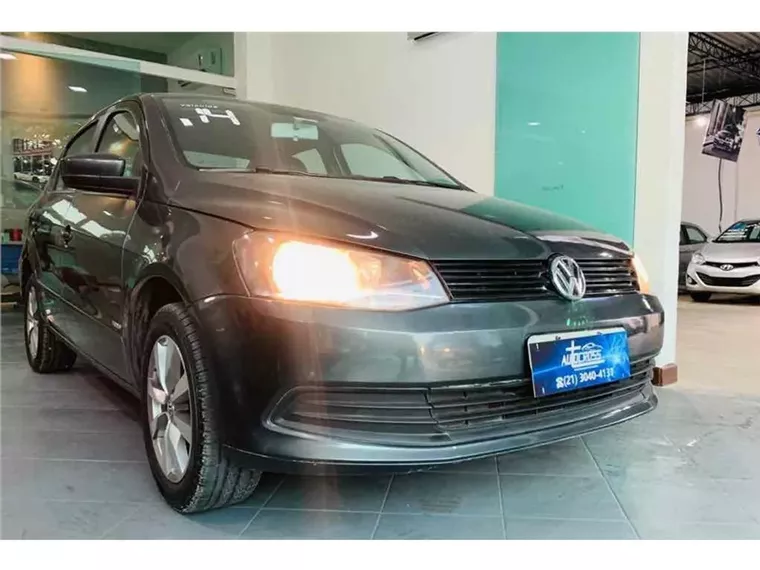 Volkswagen Voyage Cinza 4