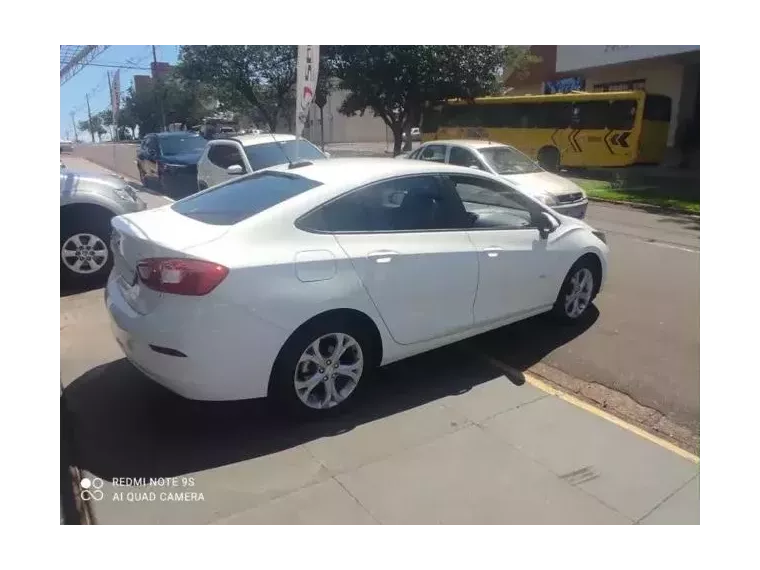 Chevrolet Cruze Branco 2