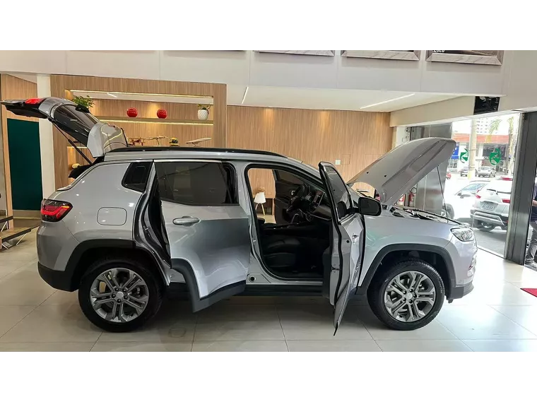 Jeep Compass Prata 15