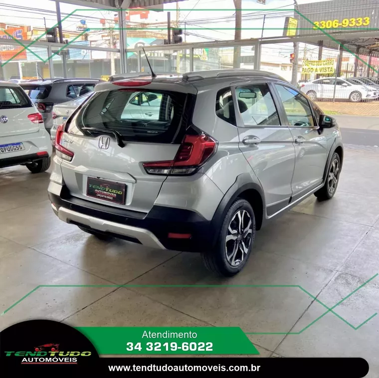 Honda WR-V Prata 2