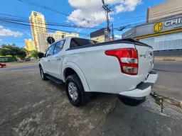 L200 Triton