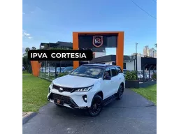 Toyota Hilux SW4