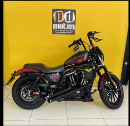 Harley-Davidson Sportster 883