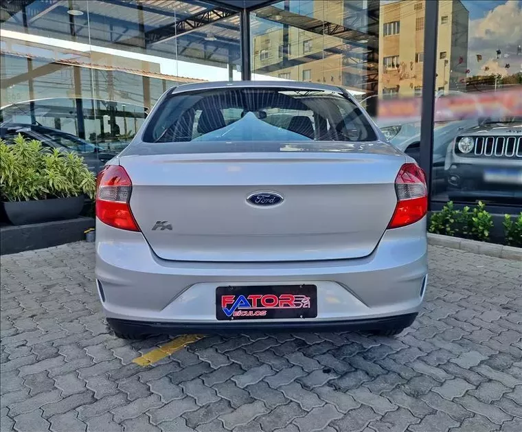 Ford KA Prata 4