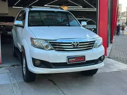 Toyota Hilux SW4