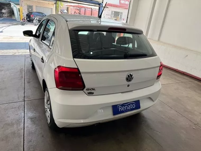 Volkswagen Gol Branco 18