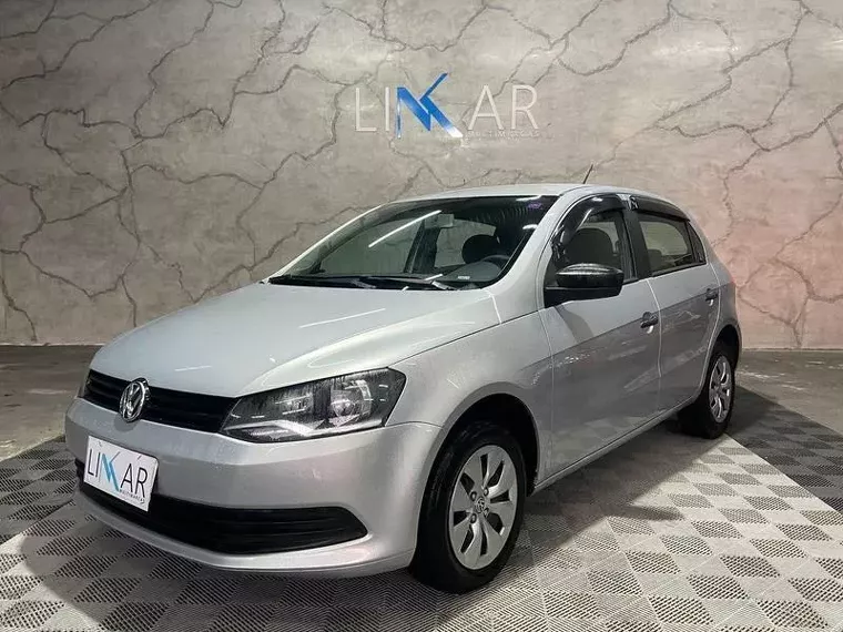 Volkswagen Gol Prata 6