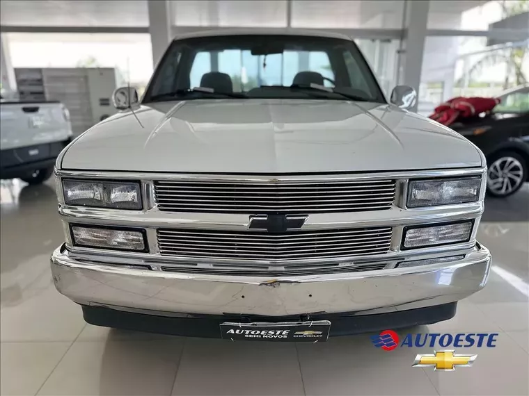 Chevrolet Silverado Branco 4