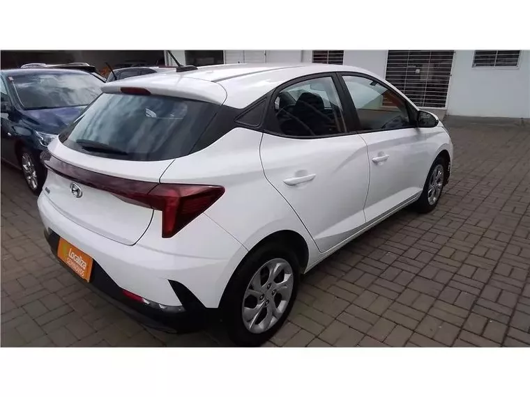 Hyundai HB20 Branco 12