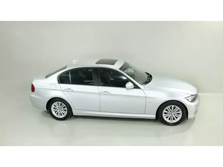 BMW 320i Prata 2