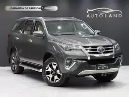 Toyota Hilux SW4