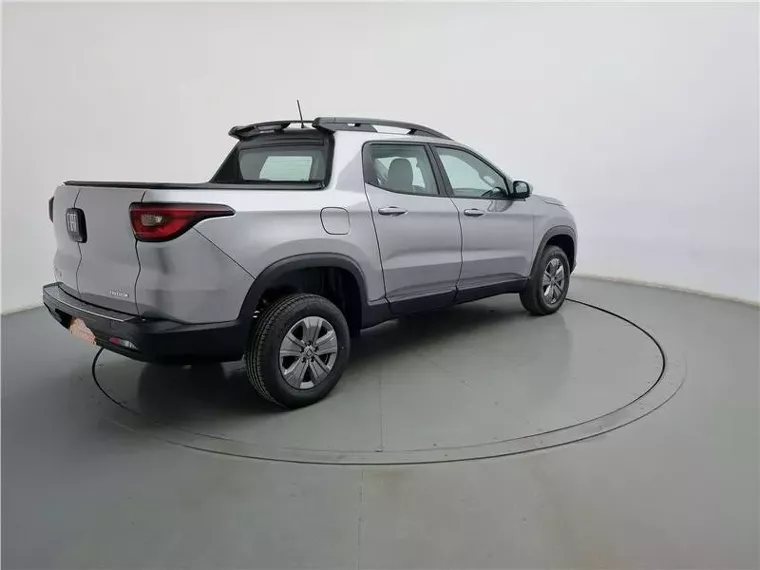 Fiat Toro Prata 18