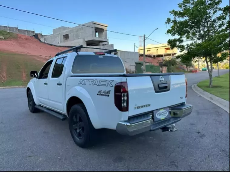 Nissan Frontier Branco 5