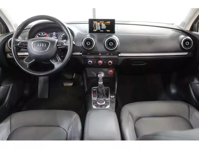 Audi A3 Preto 7