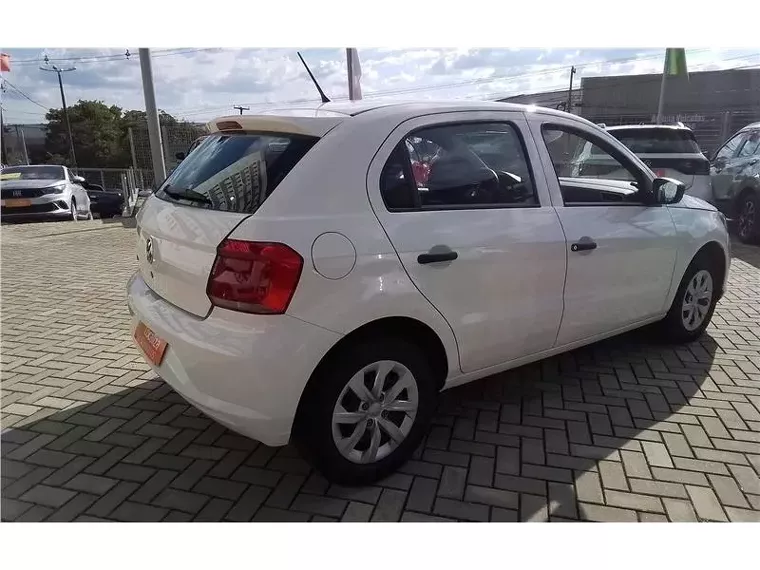 Volkswagen Gol Branco 8