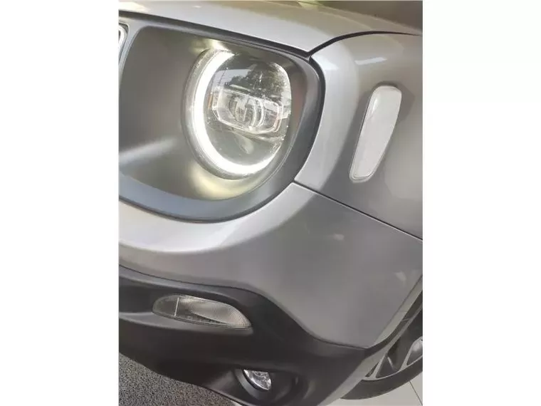 Jeep Renegade Prata 3