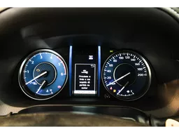 Toyota Hilux SW4