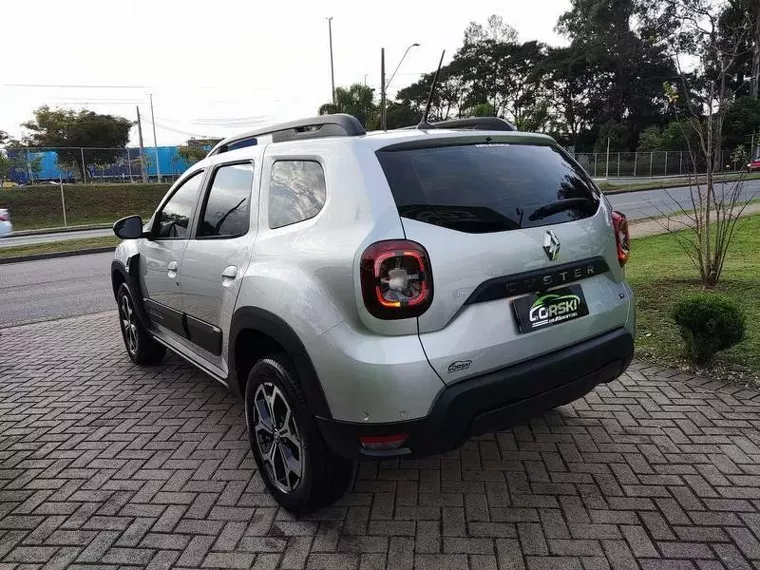 Renault Duster Prata 33