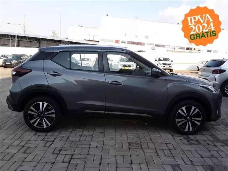 Nissan Kicks Cinza 6