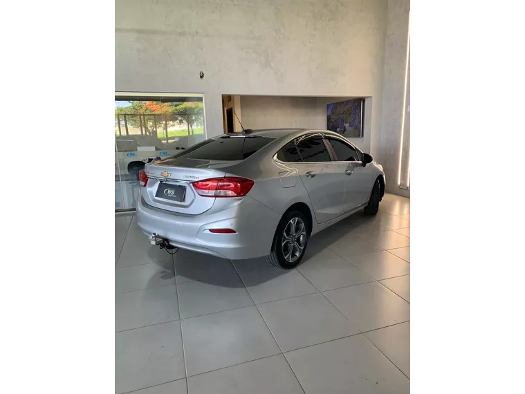 Chevrolet Cruze Prata 13