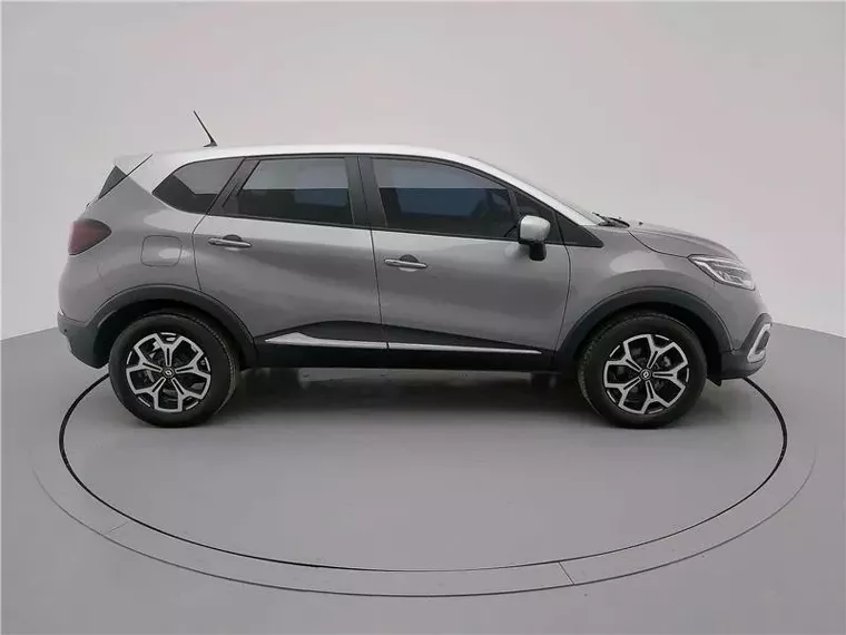 Renault Captur Cinza 8