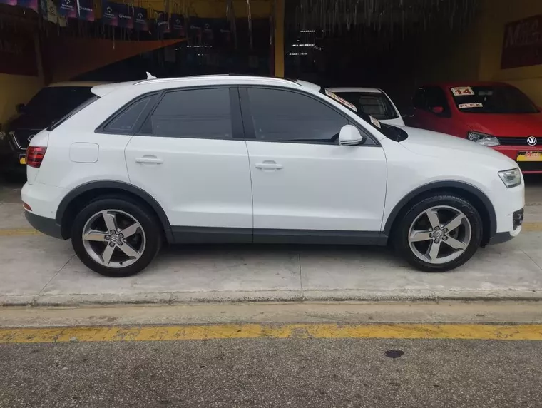 Audi Q3 Branco 14