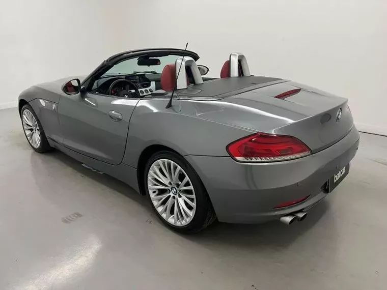 BMW Z4 Cinza 11