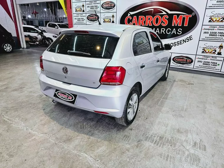 Volkswagen Gol Prata 5