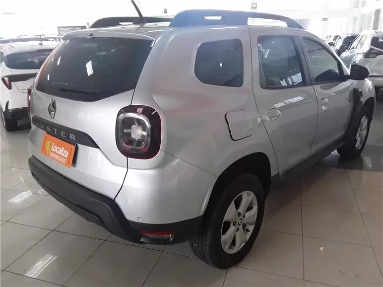 Renault Duster Prata 7