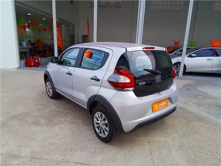 Fiat Mobi Prata 2