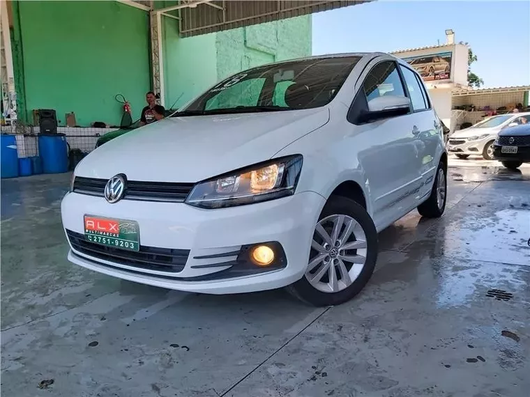 Volkswagen Fox Branco 1