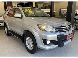 Toyota Hilux SW4