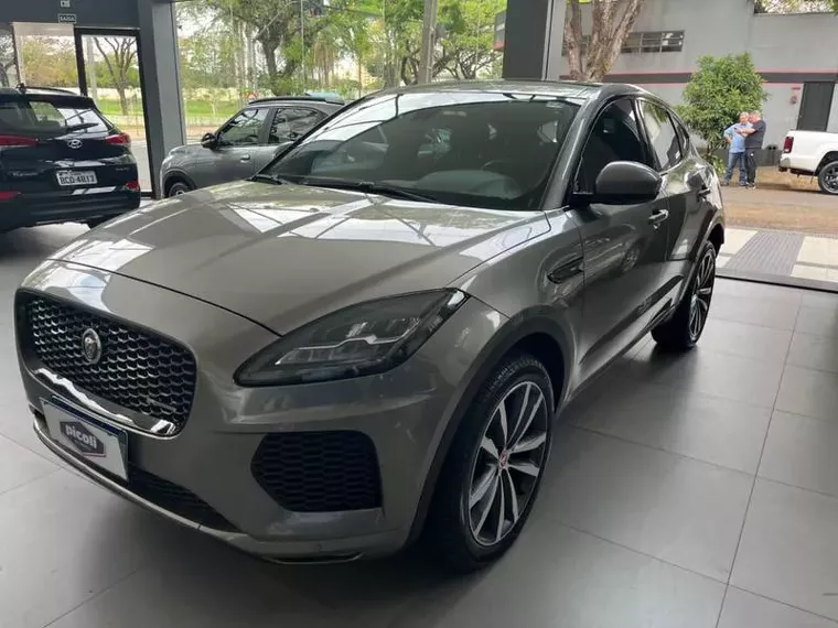 Jaguar E-pace  Prata 3