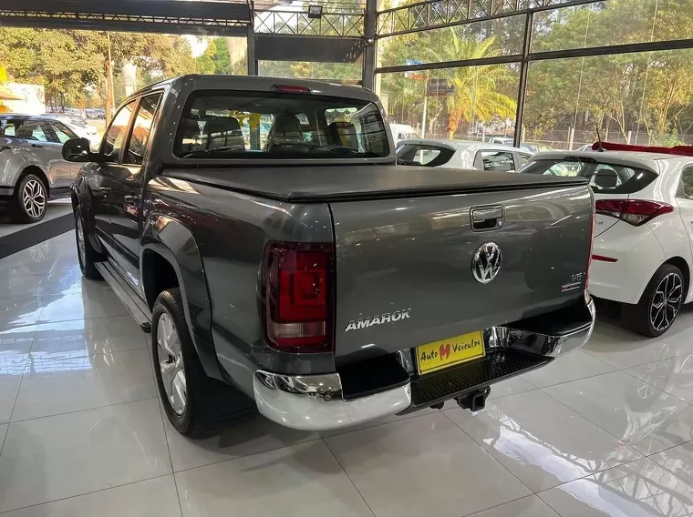 Volkswagen Amarok Cinza 6