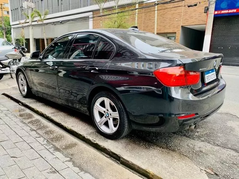 BMW 320i Preto 7