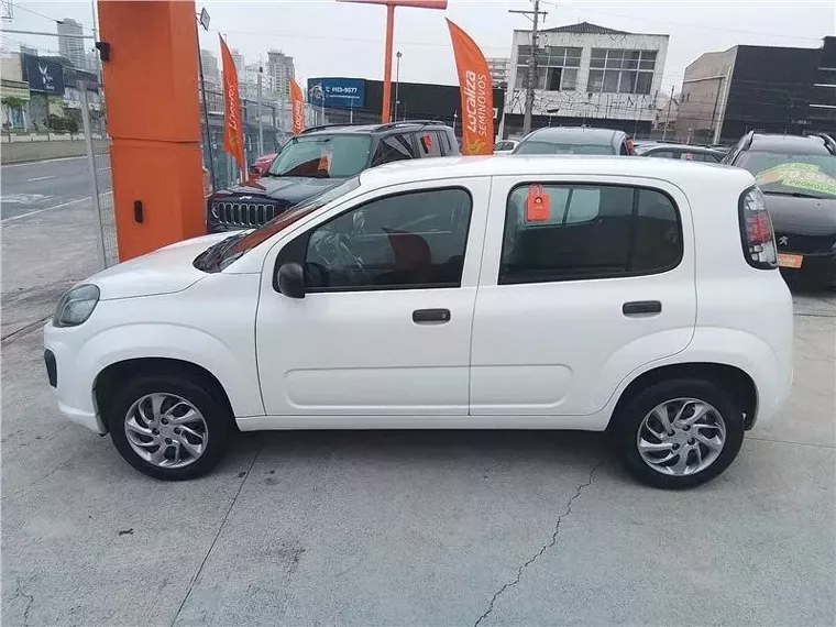 Fiat Uno Branco 2