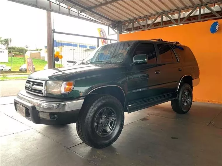 Toyota Hilux SW4 Verde 1