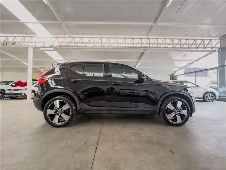 Volvo XC40 Preto 11