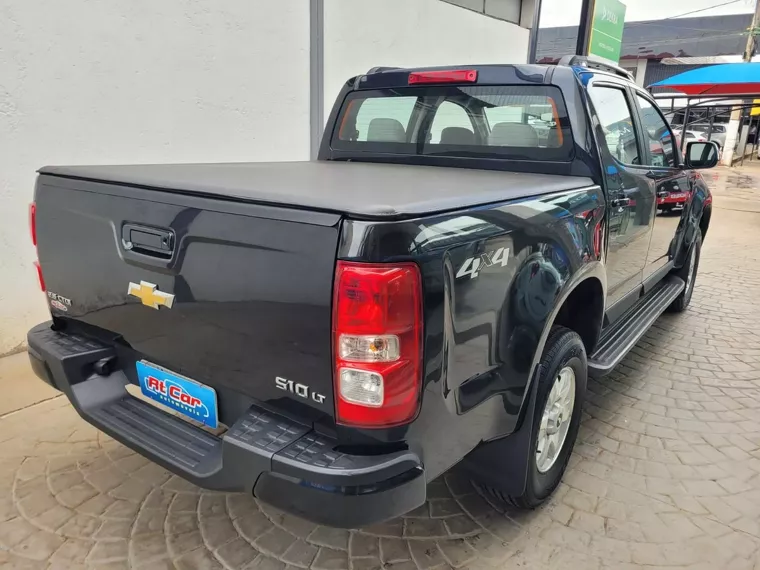 Chevrolet S10 Preto 11