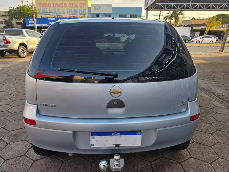 Chevrolet Corsa Prata 7