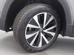 Volkswagen Taos