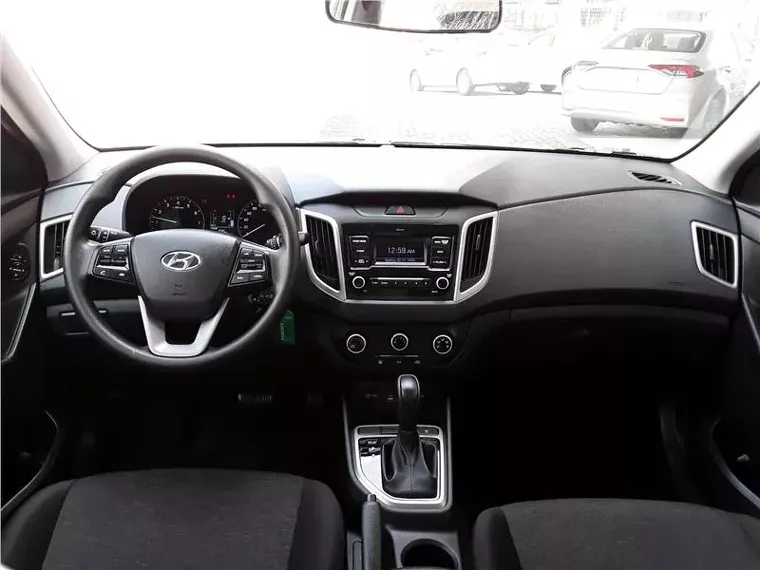 Hyundai Creta Prata 3