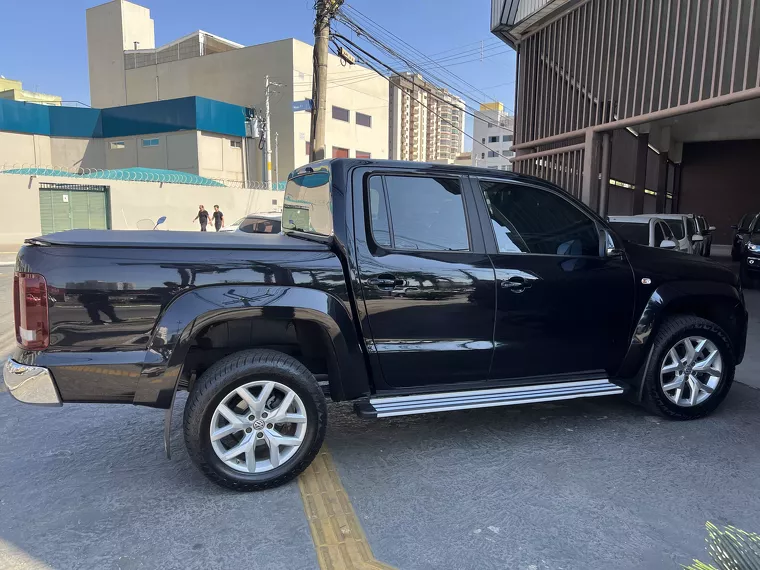 Volkswagen Amarok Preto 29